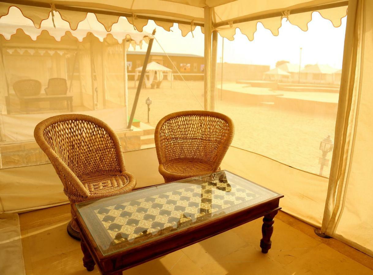 Hotel Exotic Luxury Camps à Jaisalmer Extérieur photo